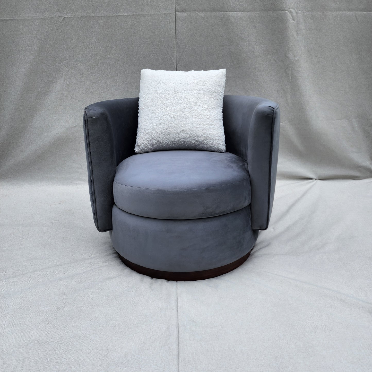 Nora Chair